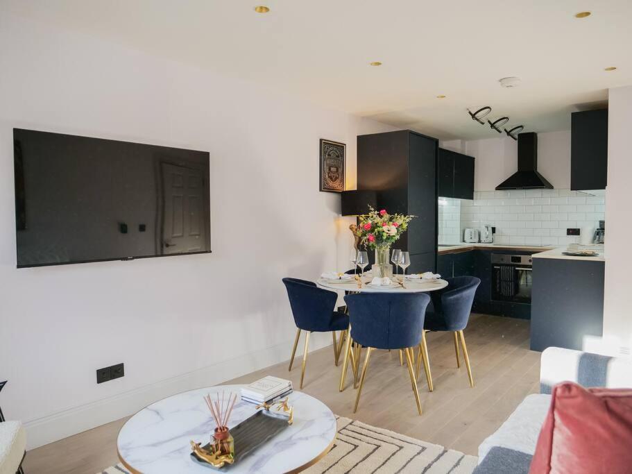 Stylish Retreat For Your Short Getaway London Eksteriør billede