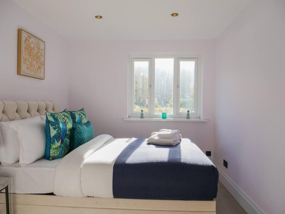 Stylish Retreat For Your Short Getaway London Eksteriør billede