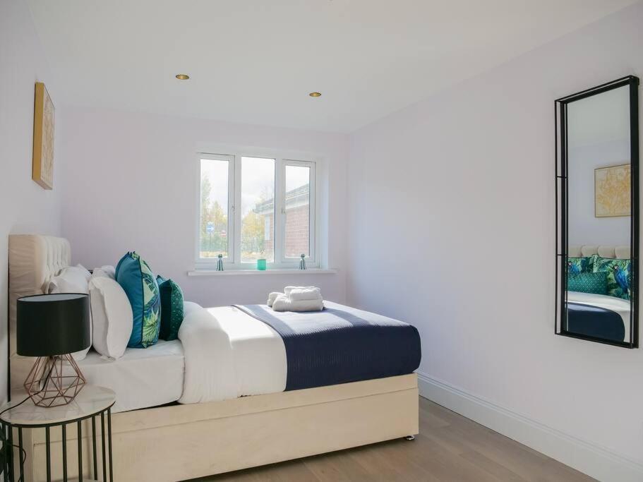 Stylish Retreat For Your Short Getaway London Eksteriør billede